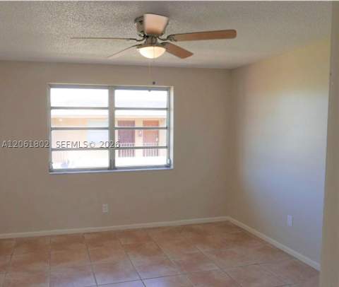 401 SW 109th Ave 23, Sweetwater FL - photo 6 of 7