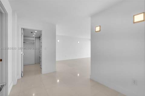 881 Ocean Dr 7H, Key Biscayne FL - photo 20 of 54