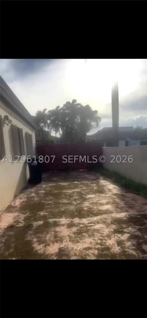 509 SW 87th Pl, Miami FL - photo 11 of 36