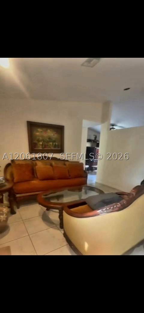 509 SW 87th Pl, Miami FL - photo 17 of 36