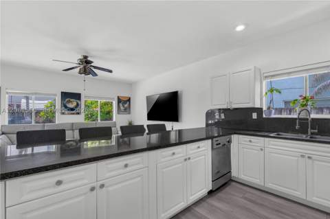 15773 SW 147th Ln, Miami FL - photo 15 of 47