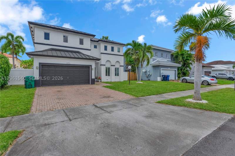 3 bedroom SingleFamilyResidence at 15773 SW 147th Ln, Milon Venture, Miami — photo 2
