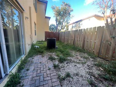 3360 NE 14th Dr 104-30, Homestead FL - photo 19 of 33