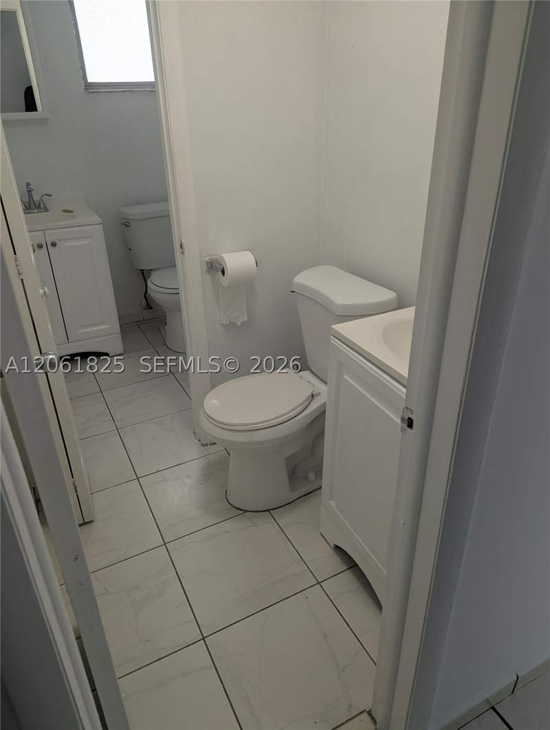2 bedroom Condominium at 1051 SW 1st St 411, Miramar Terrace Condo, Miami — photo 4