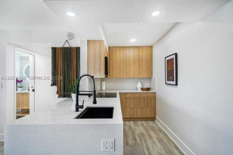1881 Washington Ave 8C, Miami Beach FL - photo 11 of 29