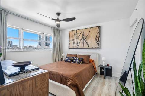 1881 Washington Ave 8C, Miami Beach FL - photo 12 of 29