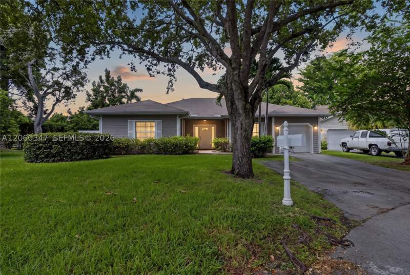4 bedroom SingleFamilyResidence at 15166 SW 142nd Ct, COUNTRY WALK SEC 4, Miami — photo 1