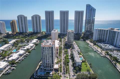 220 Kings Point Dr 211, Sunny Isles Beach FL - photo 21 of 24