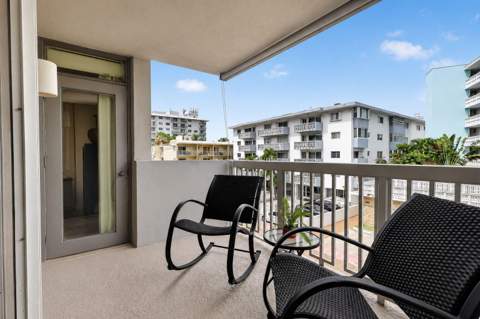 1670 Bay Road 3F, Miami Beach FL - photo 23 of 43