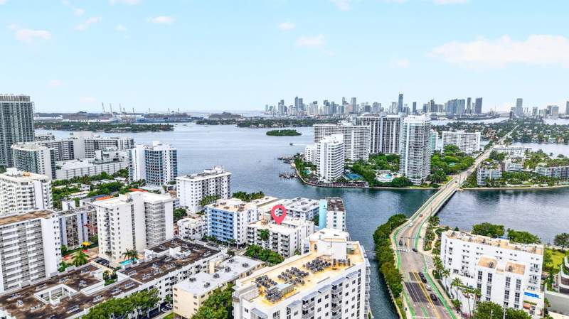 1 bedroom Condominium at 1670 Bay Road 3F, Bayside Terrace Condo, Miami Beach — photo 3