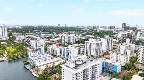 1670 Bay Road 3F, Miami Beach FL - photo 7 of 43
