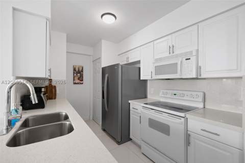 1155 Brickell Bay Dr 2005, Miami FL - photo 21 of 45