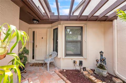 10191 SW 137th Pl, Miami FL - photo 6 of 37