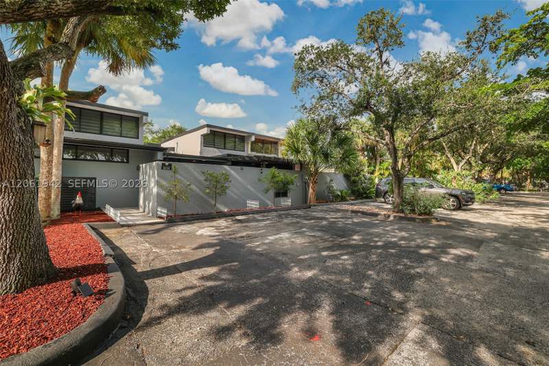 3 bedroom Townhouse at 6402 Windmill Gate Rd, Miami Lakes Windmill Gate, Miami Lakes — photo 3