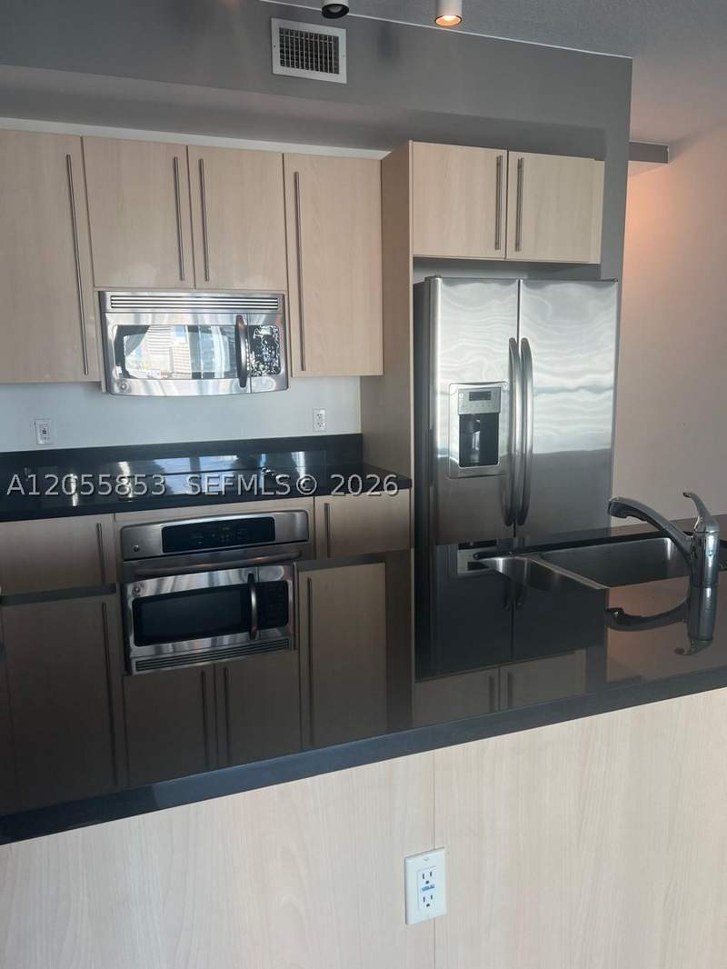 1 bedroom Condominium at 79 SW 12th St 1511-S, The Axis On Brickell Cond, Miami — photo 5