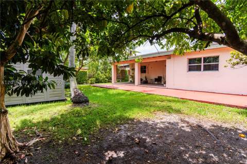 9920 Pan American Dr, Cutler Bay FL - photo 23 of 32