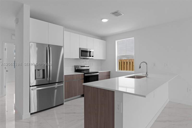 4 bedroom Townhouse at 27350 SW 133rd Path, Sunrise Estates, Homestead — photo 4