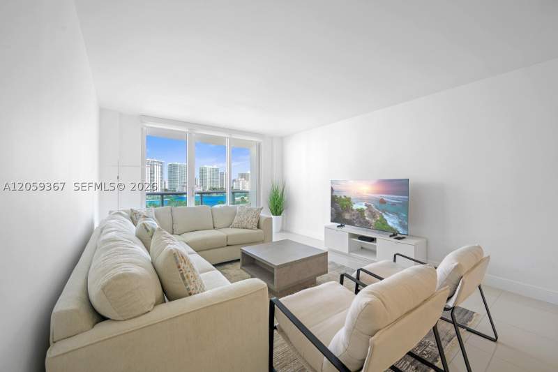 1 bedroom Condominium at 19370 Collins Ave 1122, Ocean Reserve Condo, Sunny Isles Beach — photo 4