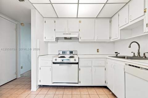 3401 N Country Club Dr 804, Aventura FL - photo 24 of 53