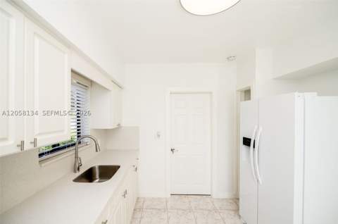 2340 SW 16th St, Miami FL - photo 12 of 45