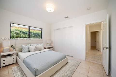 2340 SW 16th St, Miami FL - photo 16 of 45
