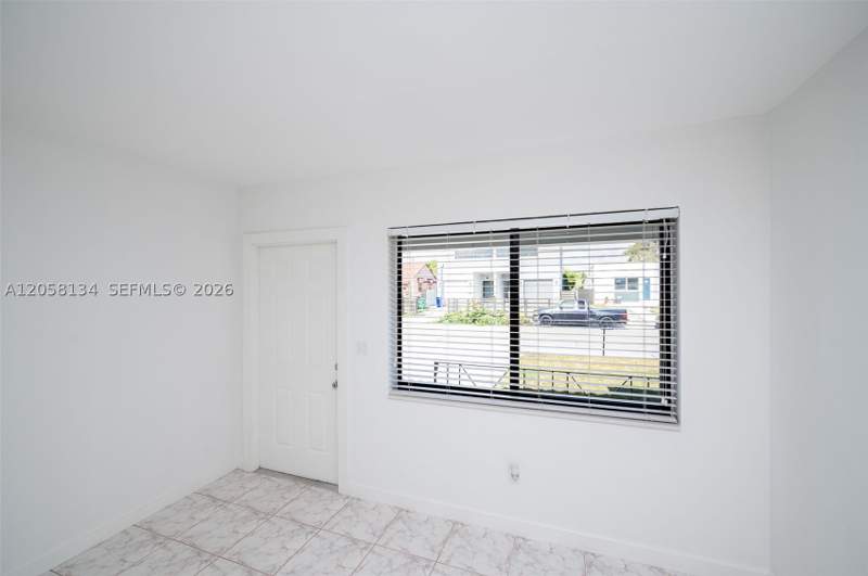 3 bedroom SingleFamilyResidence at 2340 SW 16th St, Vedado, Miami — photo 3