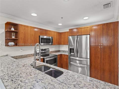 10885 NW 89th Ter 217, Doral FL - photo 11 of 30