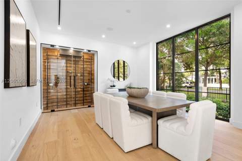 1220 S Alhambra Cir, Coral Gables FL - photo 18 of 70