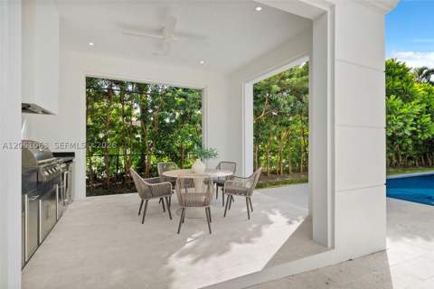 1220 S Alhambra Cir, Coral Gables FL - photo 22 of 70