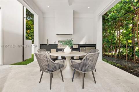 1220 S Alhambra Cir, Coral Gables FL - photo 23 of 70