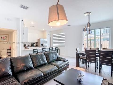 716 SE 14th St, Homestead FL - photo 16 of 60