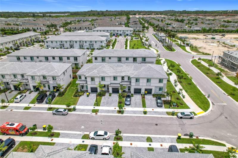 3 bedroom Townhouse at 716 SE 14th St, Terra Sol, Homestead — photo 5