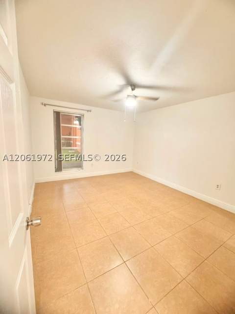 9473 SW 76th St P1, Miami FL - photo 10 of 11
