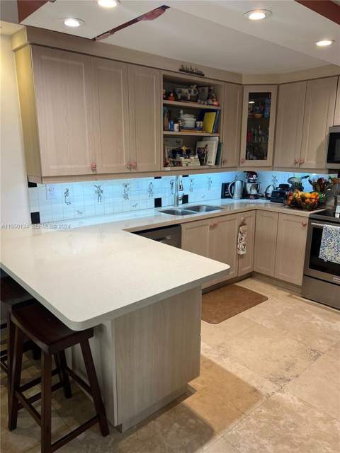 2430 Brickell Avenue, Miami FL - photo 23 of 35