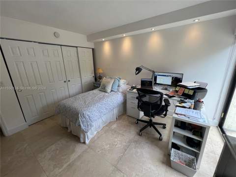 2430 Brickell Avenue, Miami FL - photo 9 of 35