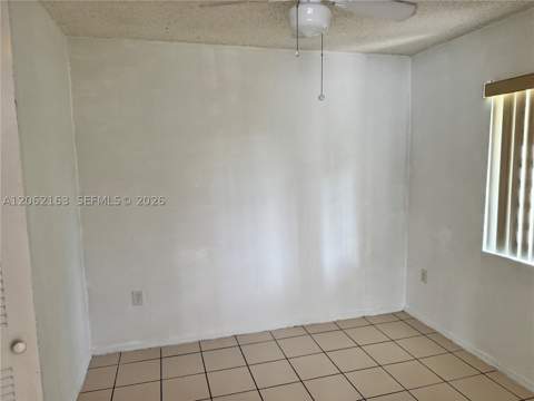 14700 SW 139th Ave 4-40, Miami FL - photo 12 of 17
