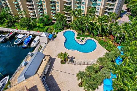 3330 NE 190th St Uph14, Aventura FL - photo 20 of 109