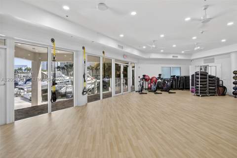 3330 NE 190th St Uph14, Aventura FL - photo 24 of 109