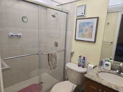8065 SW 107th Ave 301, Miami FL - photo 16 of 35