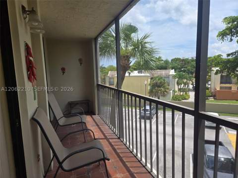 8065 SW 107th Ave 301, Miami FL - photo 24 of 35