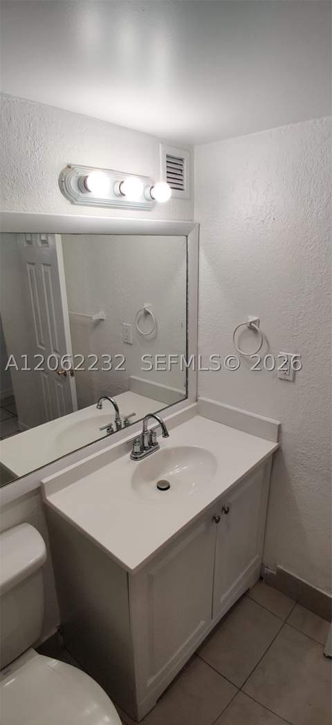 4550 NW 9th St 706E, Miami FL - photo 10 of 49