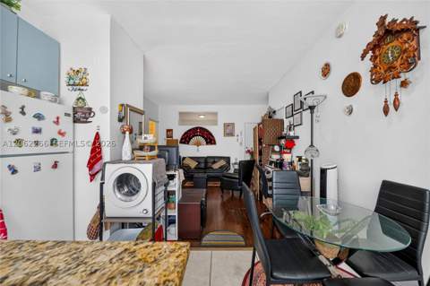 836 10th St 8, Miami Beach FL - photo 21 of 31