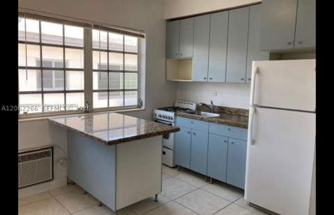 836 10th St 8, Miami Beach FL - photo 24 of 31