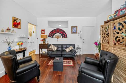 836 10th St 8, Miami Beach FL - photo 9 of 31
