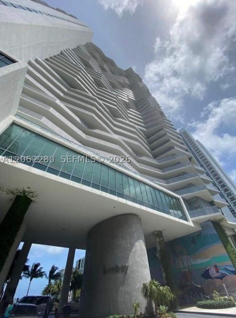 2 bedroom Condominium at 460 NE 28th St 906, Icon Bay Condo, Miami — photo 4