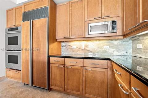 3201 NE 183rd St 2104, Aventura FL - photo 13 of 38