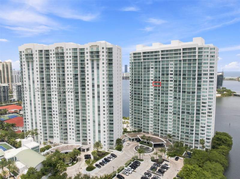2 bedroom Condominium at 3201 NE 183rd St 2104, The Peninsula Condo, Aventura — photo 2