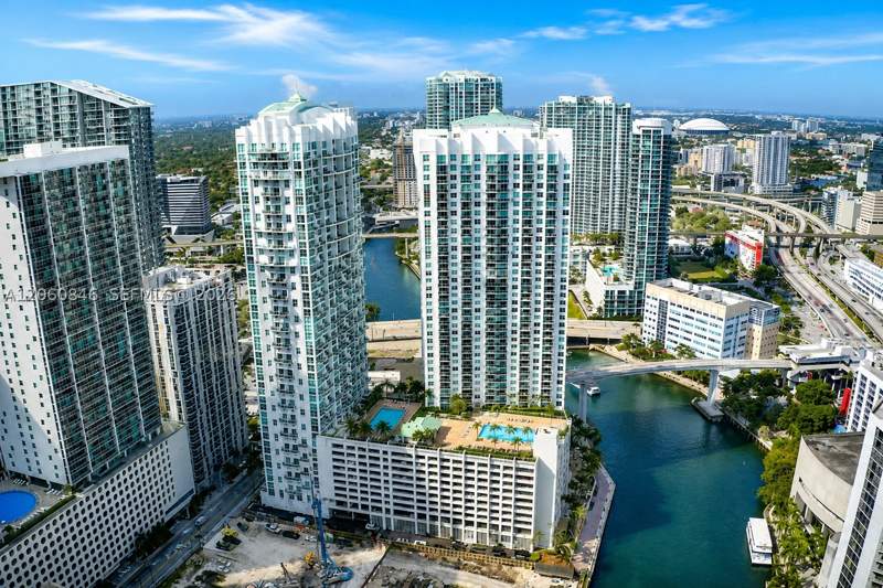 1 bedroom Condominium at 41 SE 5th St 1412, Brickell On The River S T, Miami — photo 2