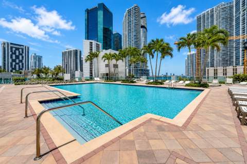41 SE 5th St 1412, Miami FL - photo 7 of 25