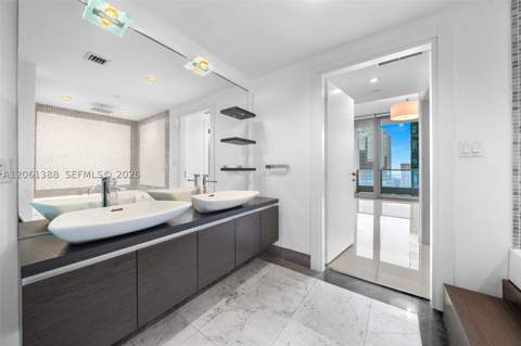 200 Biscayne Boulevard Way 4409, Miami FL - photo 11 of 34